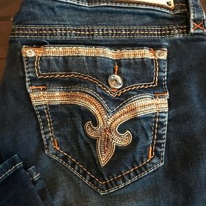 Rock Revival Jeans - Rock revival jeans Rock Revival Jeans - Rock revival jeans
